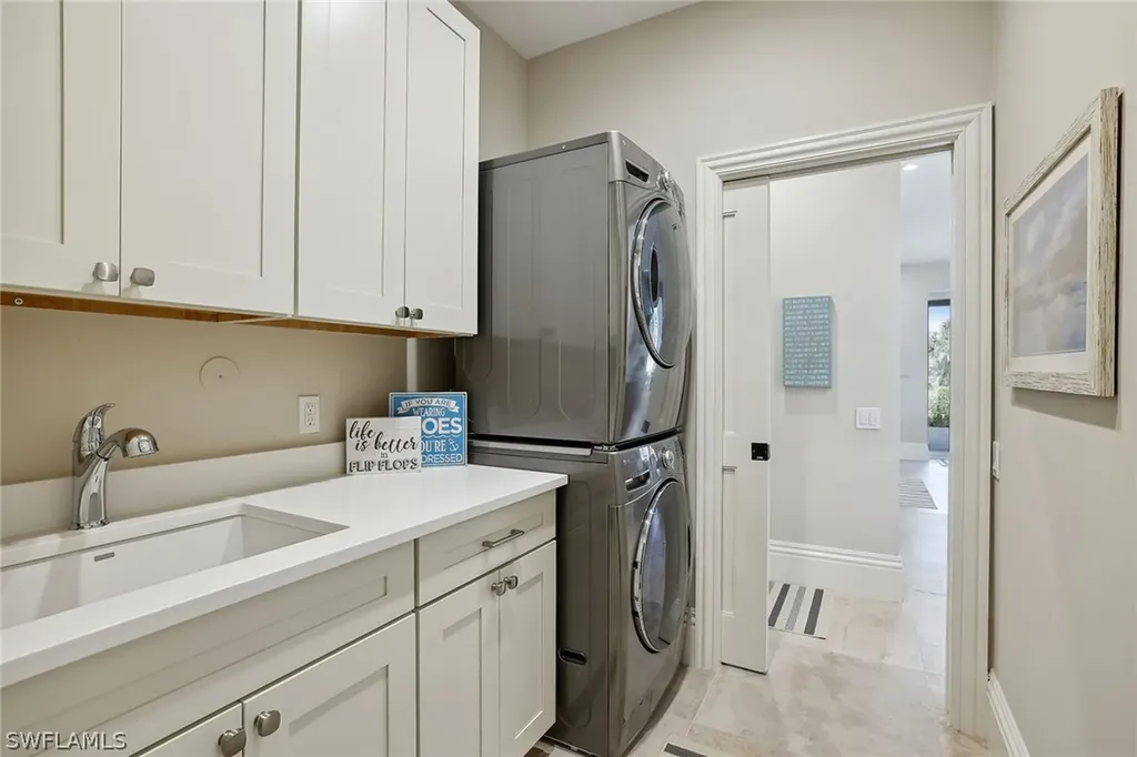 260 Hideaway Circle S Marco Island FL 34145
