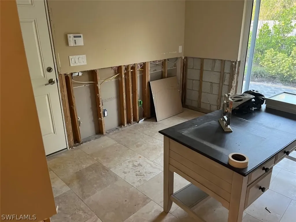 718 Old Trail Drive Naples FL 34103