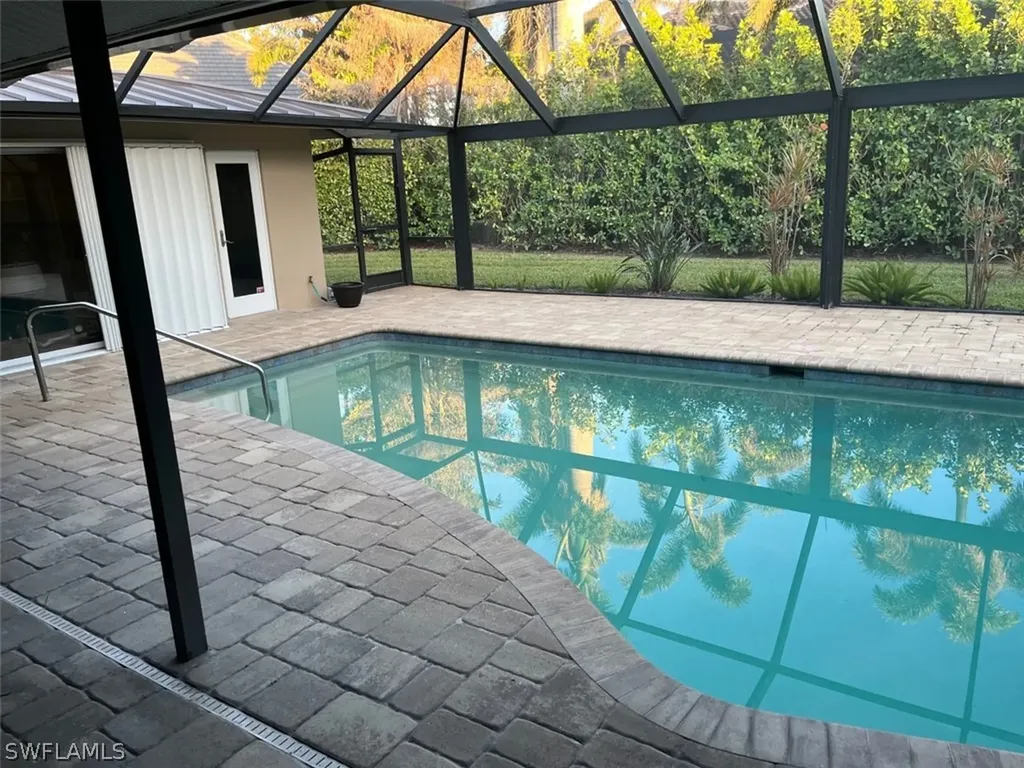 718 Old Trail Drive Naples FL 34103