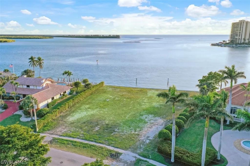 1355 Caxambas Court Marco Island FL 34145