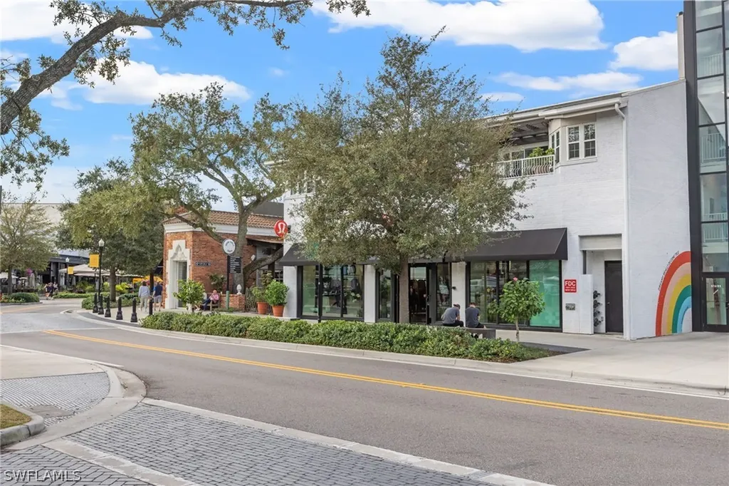 608 S Dakota Avenue Tampa FL 33606