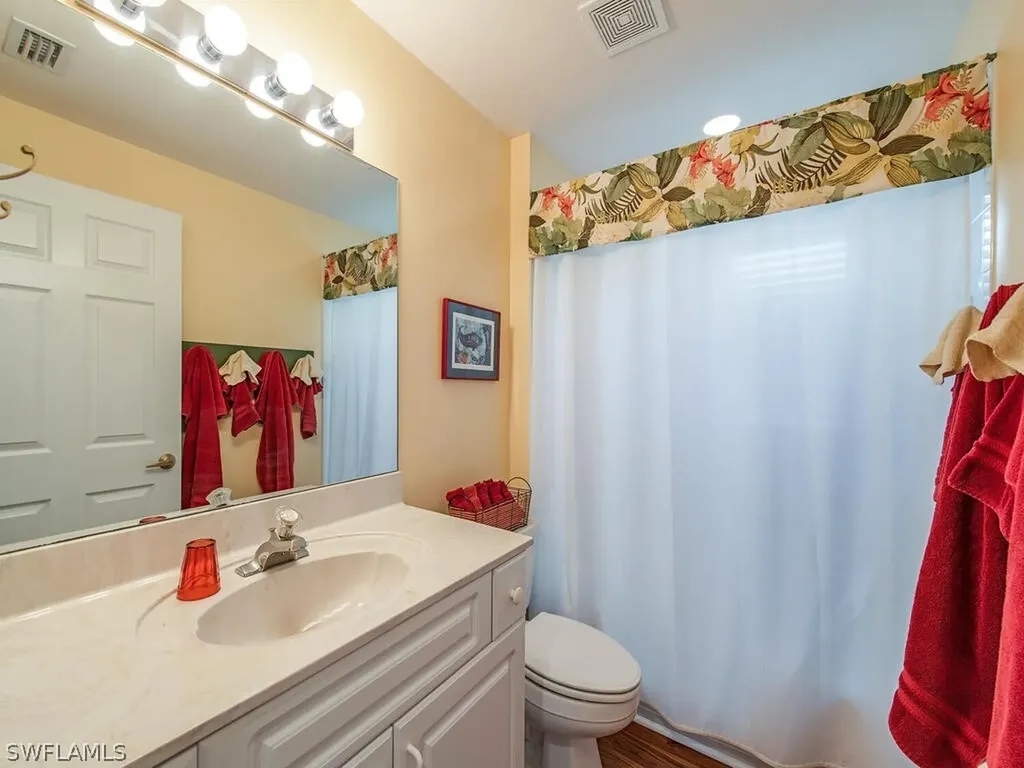 5708 Greenwood Circle Naples FL 34112