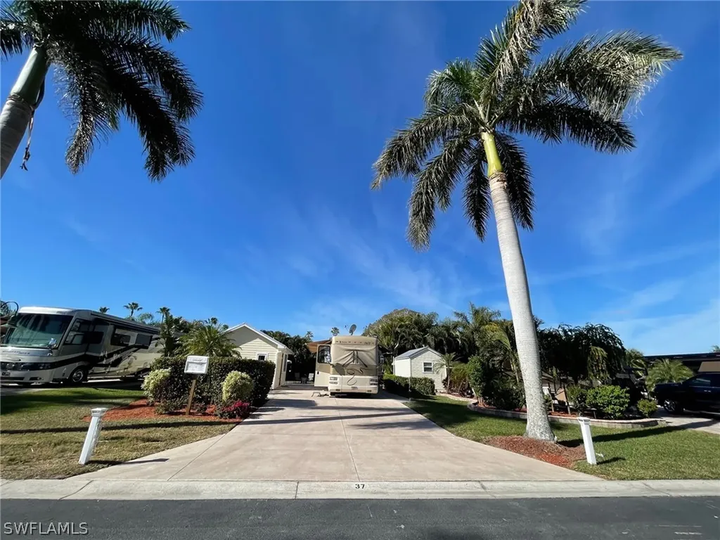Lot 37 3011 W Riverbend Resort Boulevard Labelle FL 33935