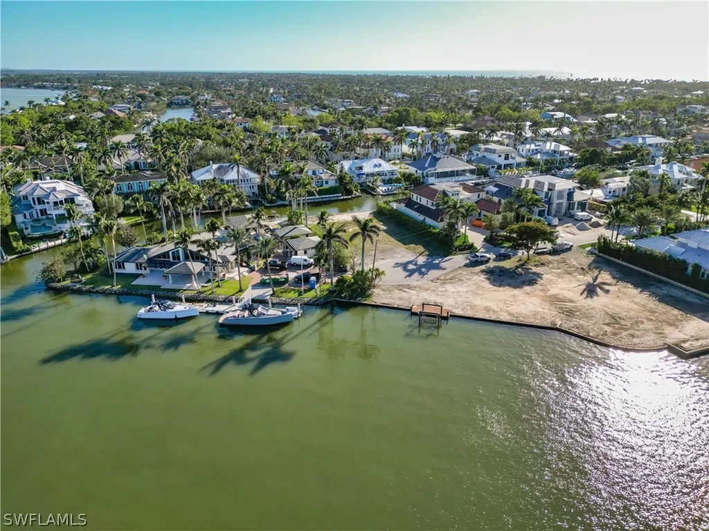 754 16th Avenue S Naples FL 34102