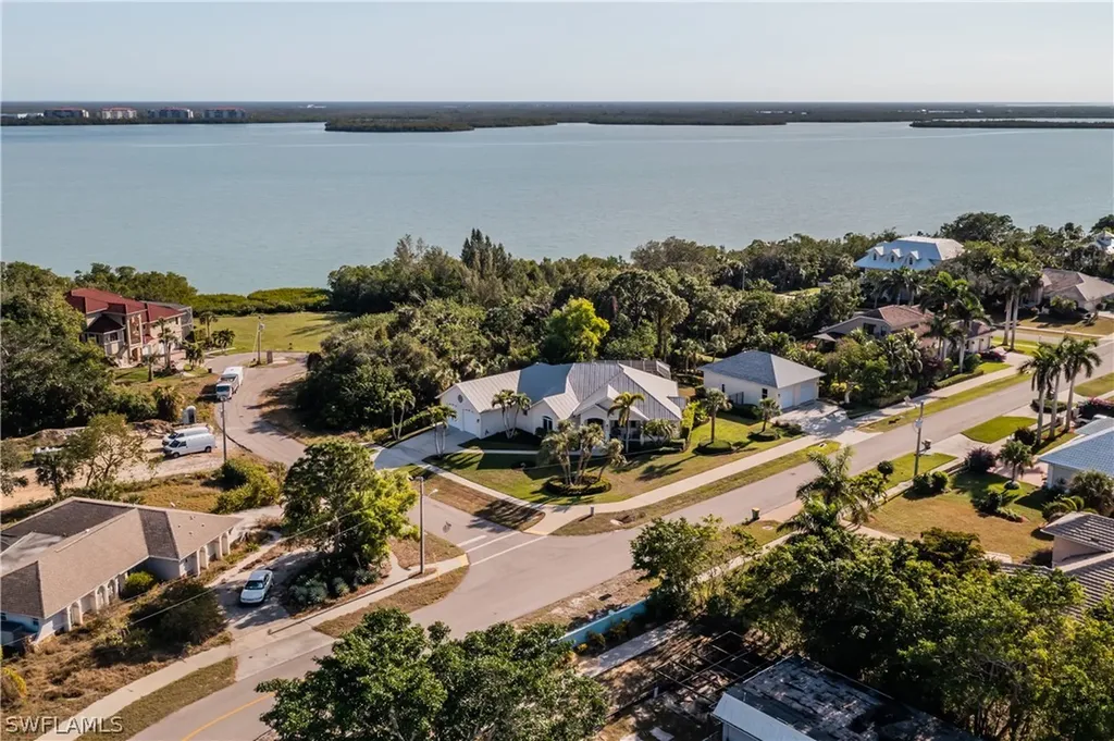 535 Inlet Drive Marco Island FL 34145