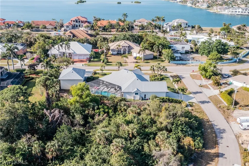 535 Inlet Drive Marco Island FL 34145
