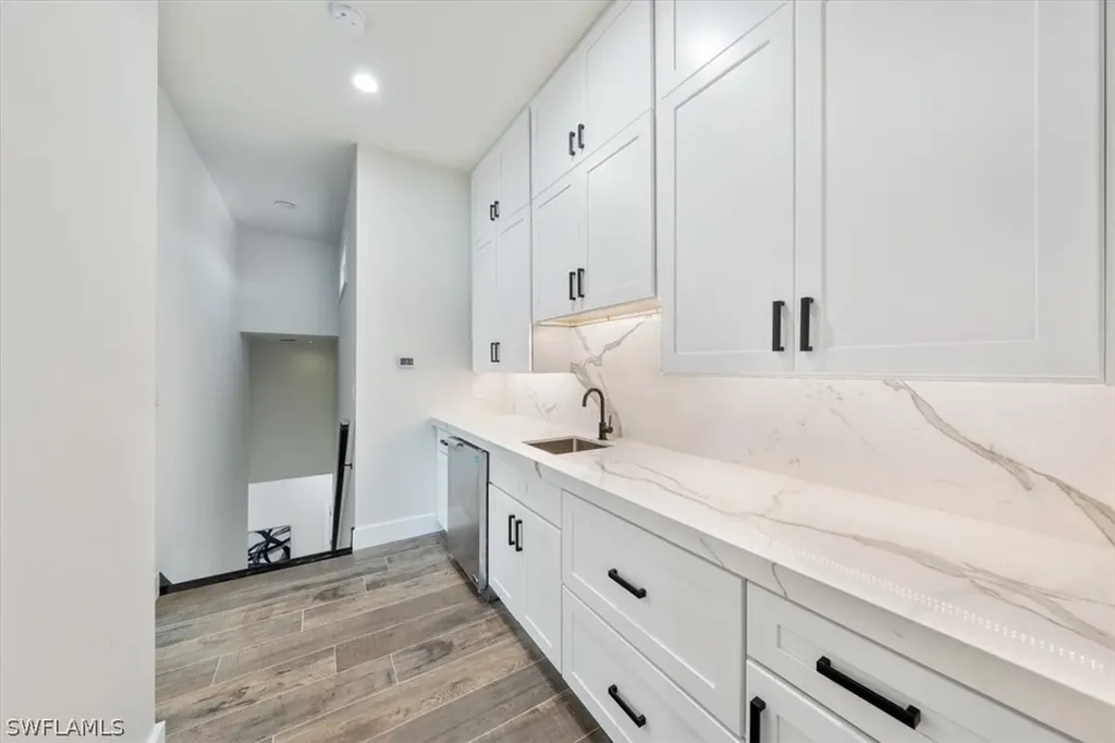 28901 Girard Terrace Naples FL 34119