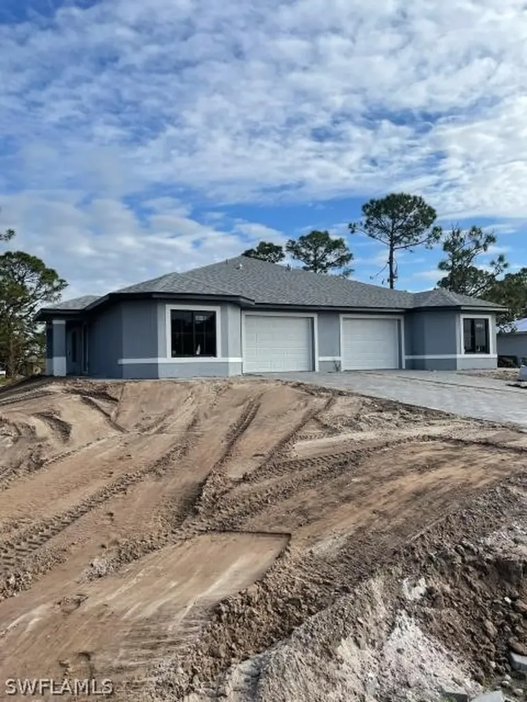 4536 Leonard Boulevard S Lehigh Acres FL 33973