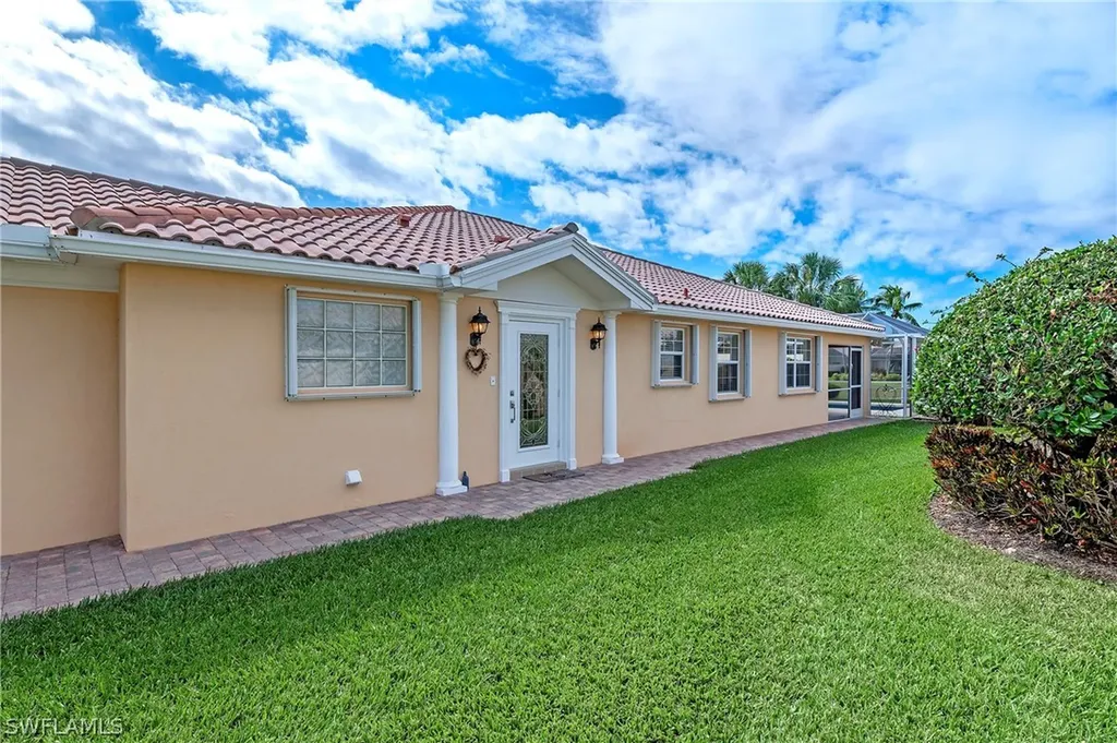 28246 Islet Trail Bonita Springs FL 34135