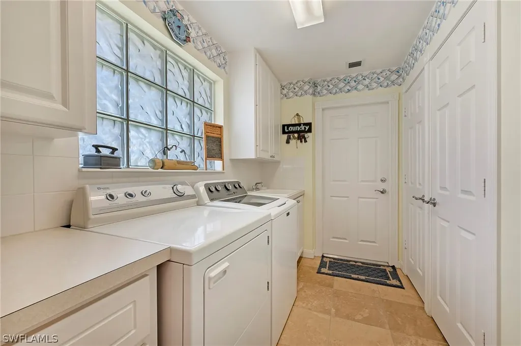 28246 Islet Trail Bonita Springs FL 34135