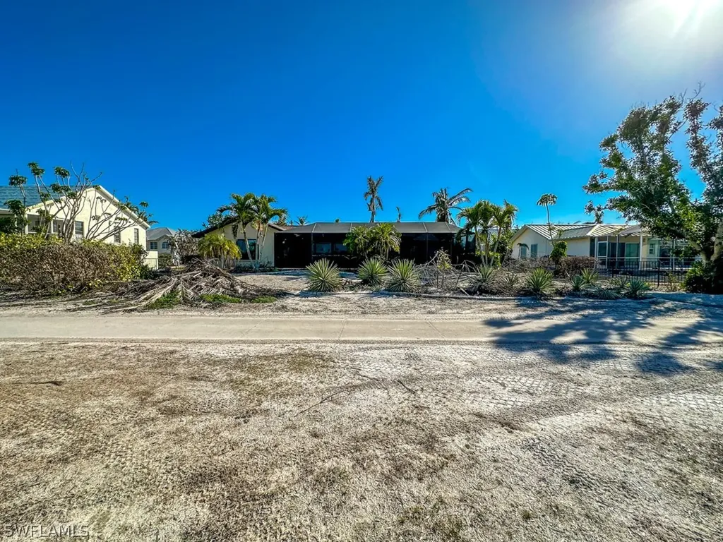 1073 Sand Castle Road Sanibel FL 33957