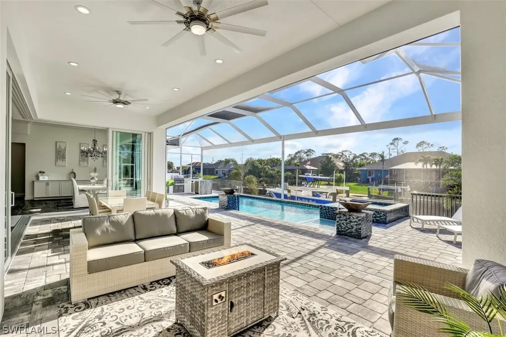2612 Surfside Boulevard Cape Coral FL 33914