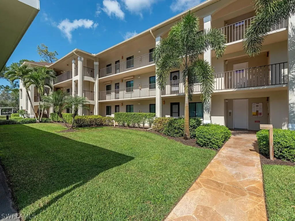 5716 Deauville Circle Naples FL 34112
