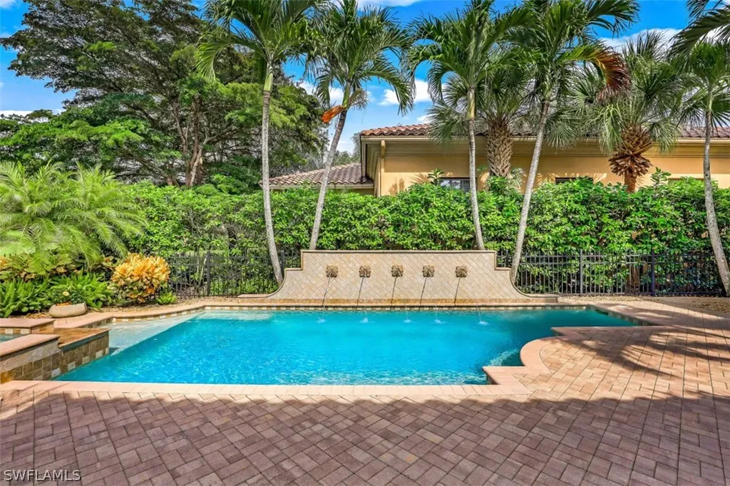 15655 Villoresi Way Naples FL 34110