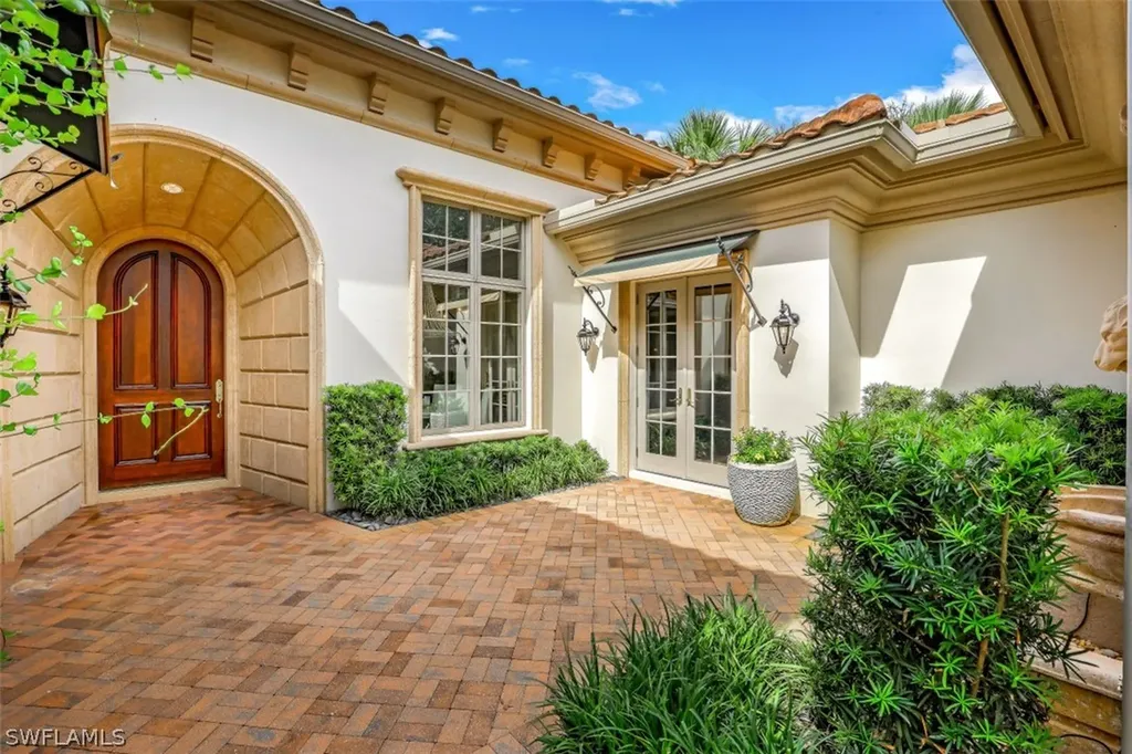 15655 Villoresi Way Naples FL 34110