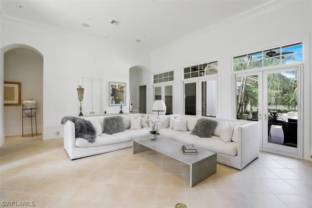 15655 Villoresi Way Naples FL 34110