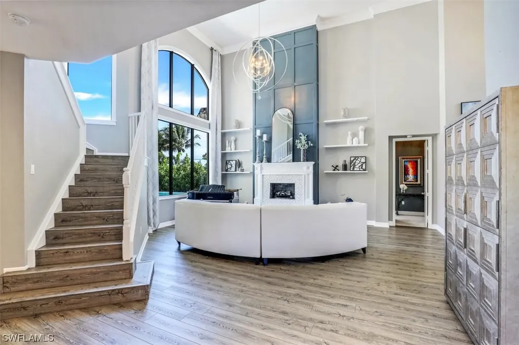 2700 Crystal Way Naples FL 34119