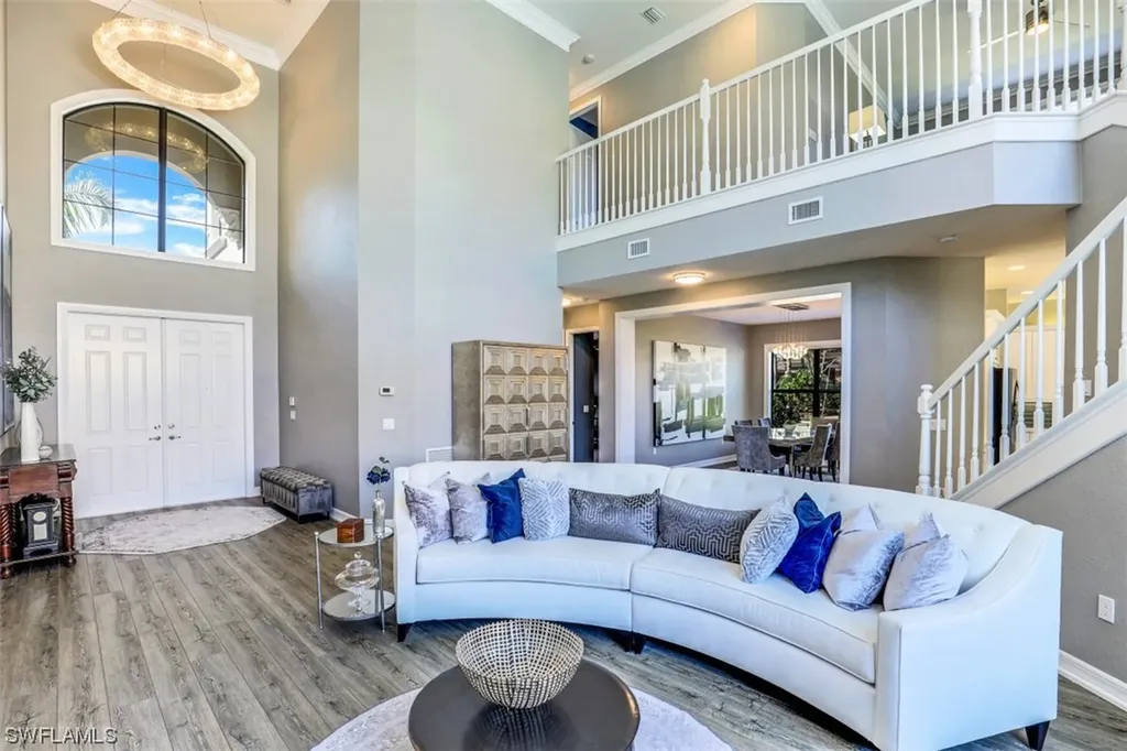 2700 Crystal Way Naples FL 34119
