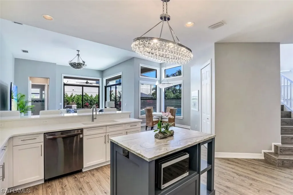2700 Crystal Way Naples FL 34119