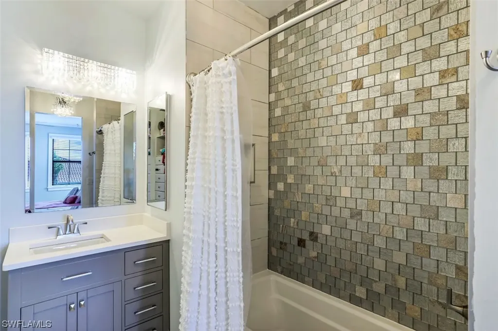 2700 Crystal Way Naples FL 34119