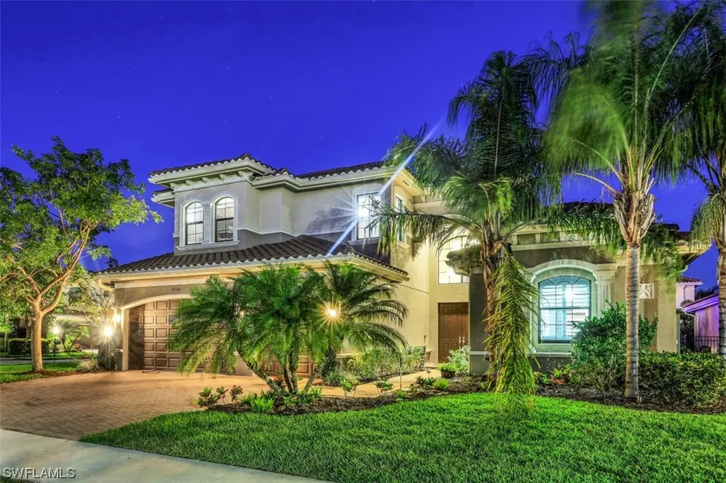 2700 Crystal Way Naples FL 34119