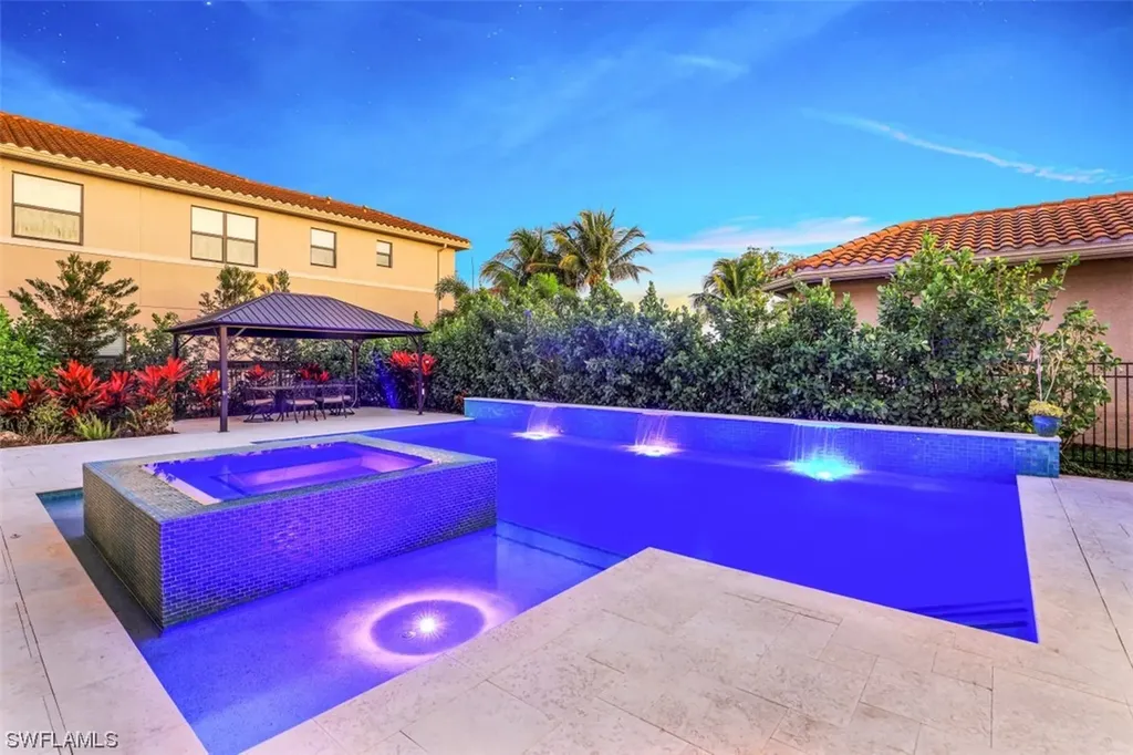 2700 Crystal Way Naples FL 34119