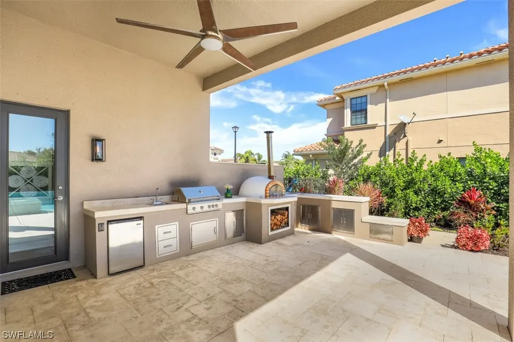 2700 Crystal Way Naples FL 34119