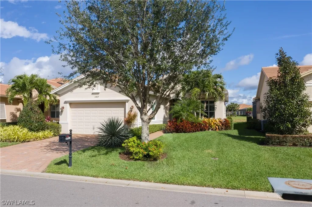 12809 Fairway Cove Court Fort Myers FL 33905