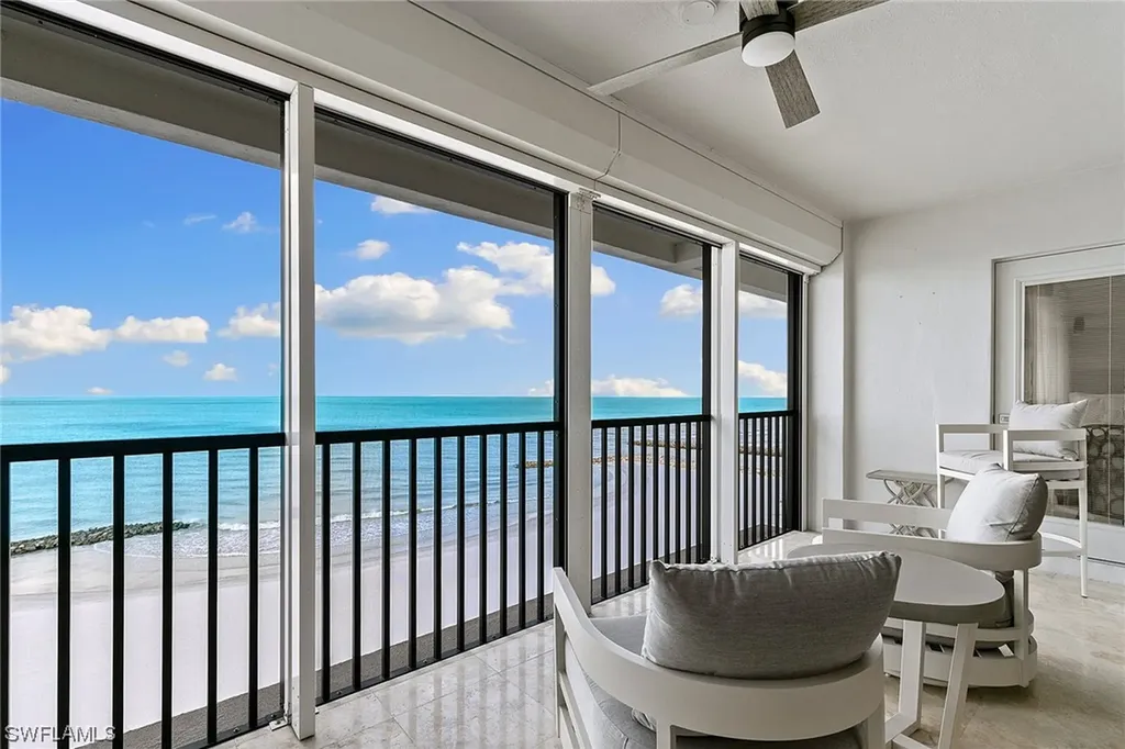 2171 Gulf Shore Boulevard N Naples FL 34102