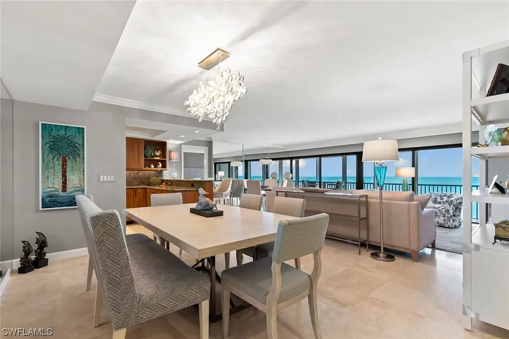 2171 Gulf Shore Boulevard N Naples FL 34102
