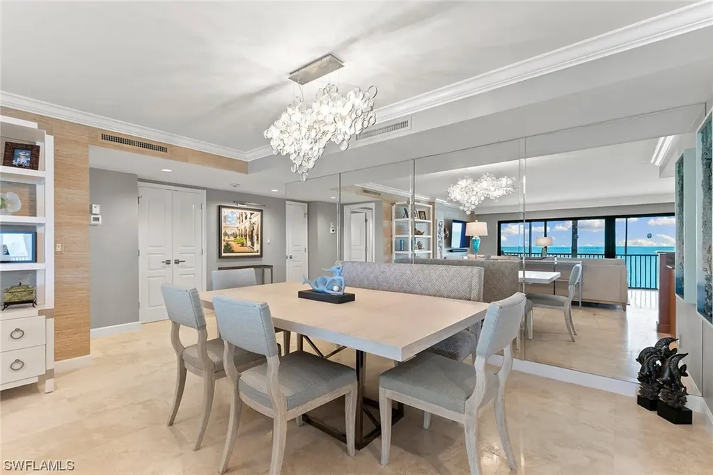 2171 Gulf Shore Boulevard N Naples FL 34102