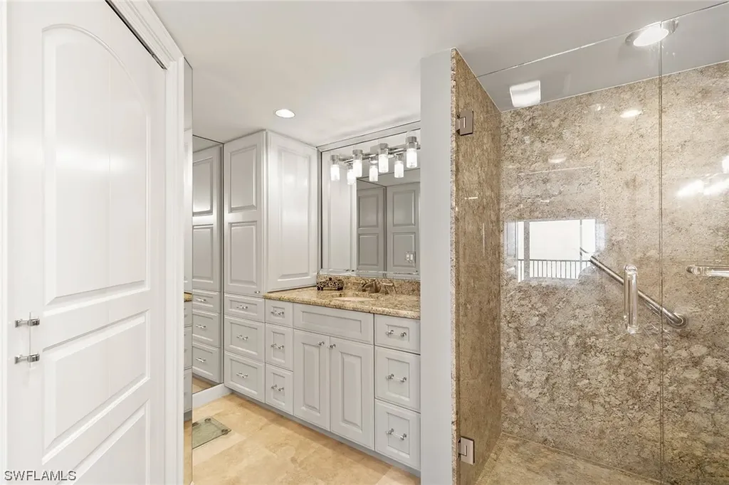2171 Gulf Shore Boulevard N Naples FL 34102