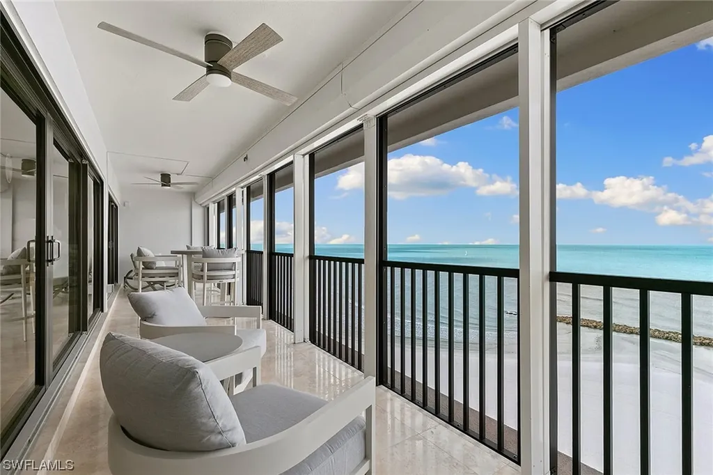 2171 Gulf Shore Boulevard N Naples FL 34102