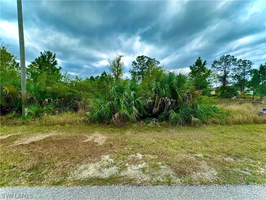 1216 Cordoba Street E Lehigh Acres FL 33974