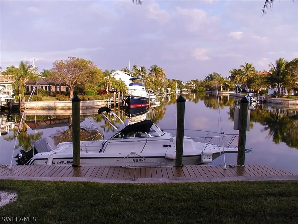 1700 Dixie Beach Boulevard Sanibel FL 33957