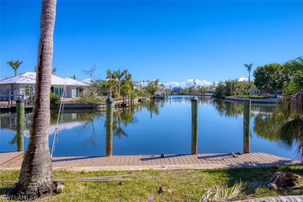 1700 Dixie Beach Boulevard Sanibel FL 33957