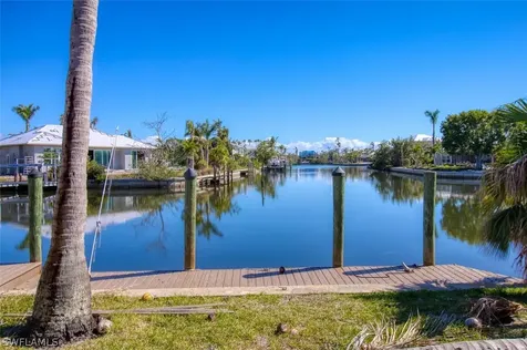 1700 Dixie Beach Boulevard Sanibel FL 33957