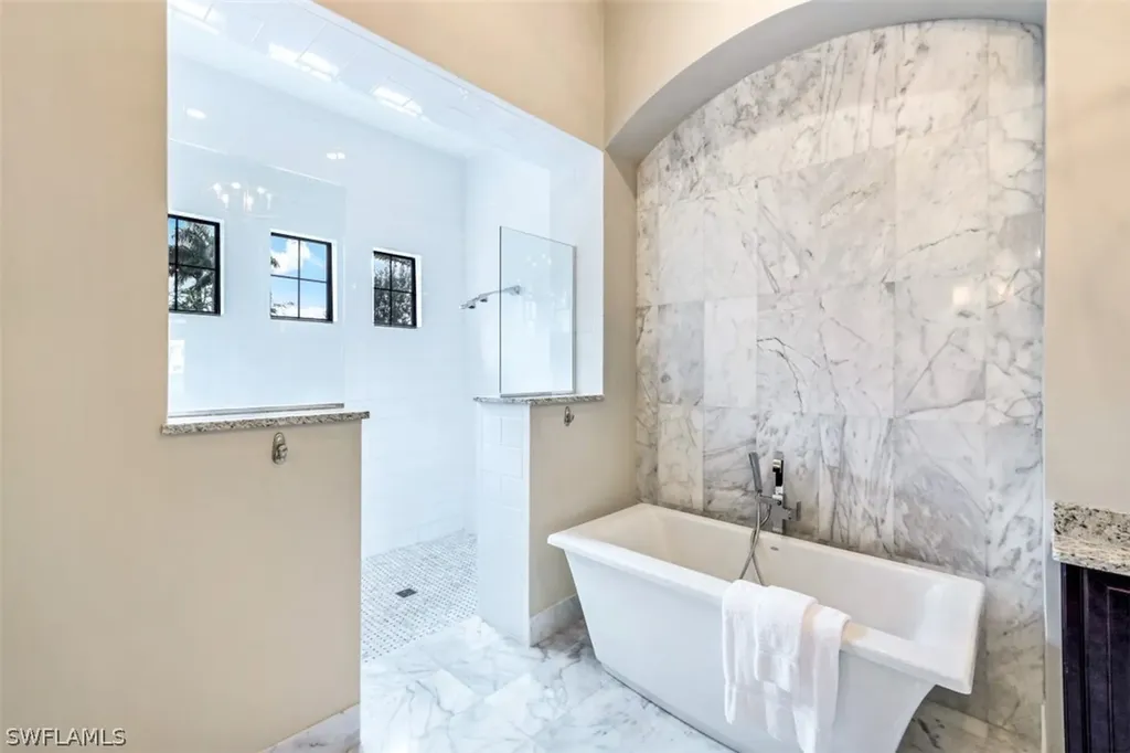 16491 Felicita Court Naples FL 34110