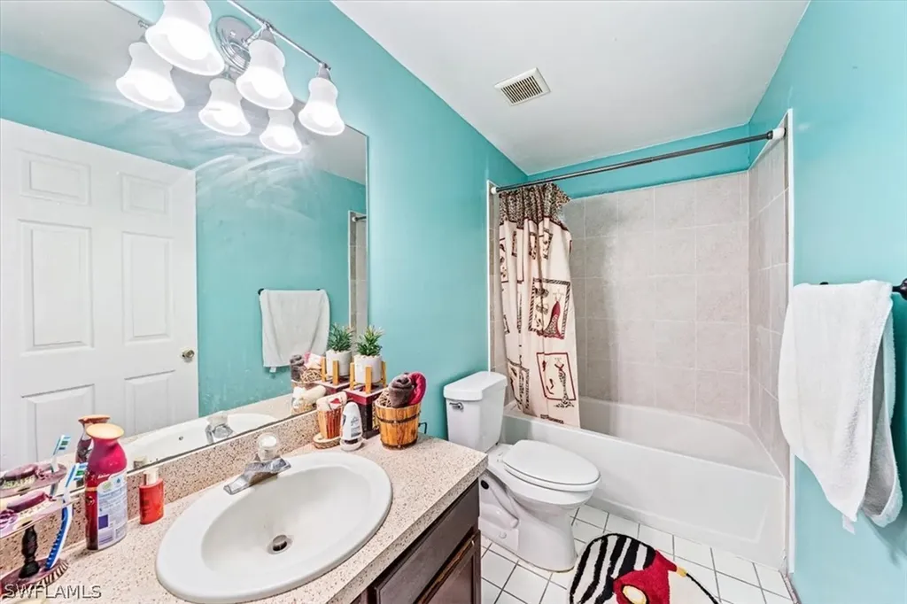 5225-5227 29th Street SW Lehigh Acres FL 33973