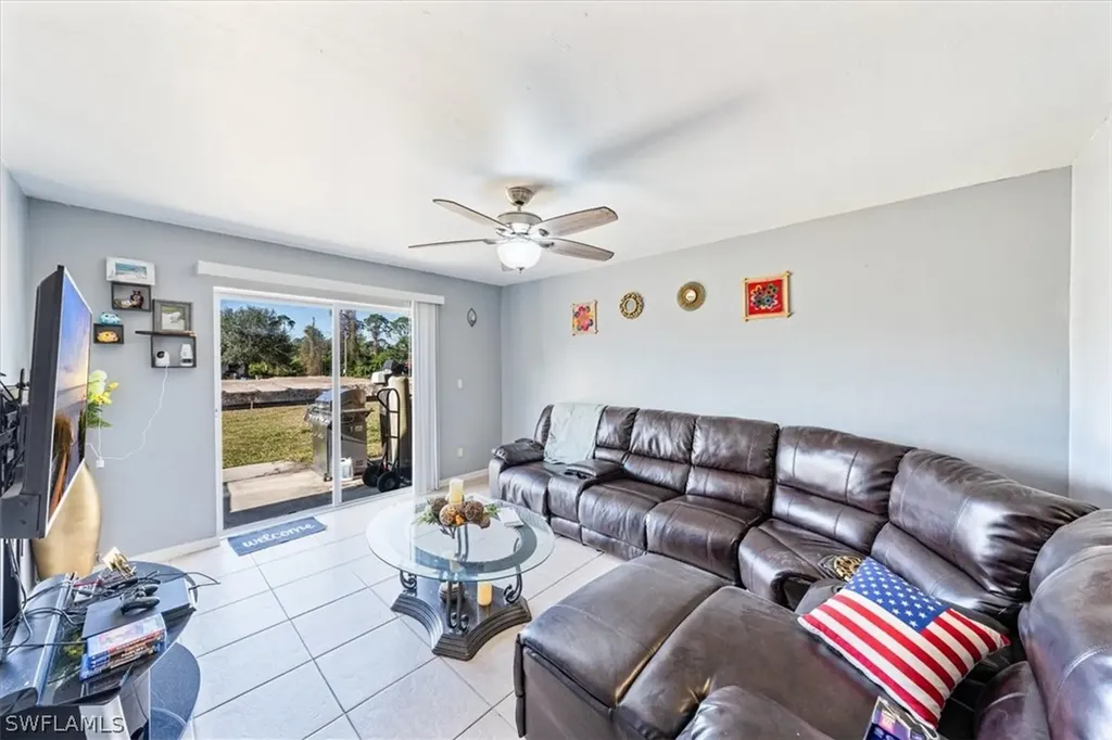 5225-5227 29th Street SW Lehigh Acres FL 33973