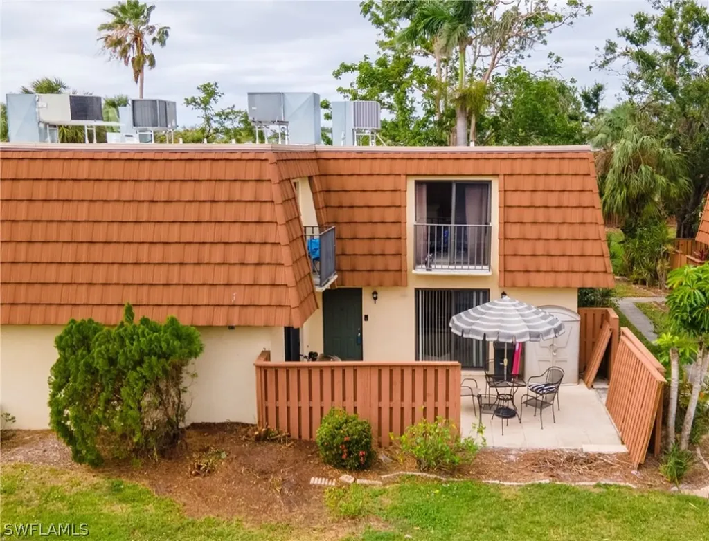 5219 Cedarbend Drive Fort Myers FL 33919