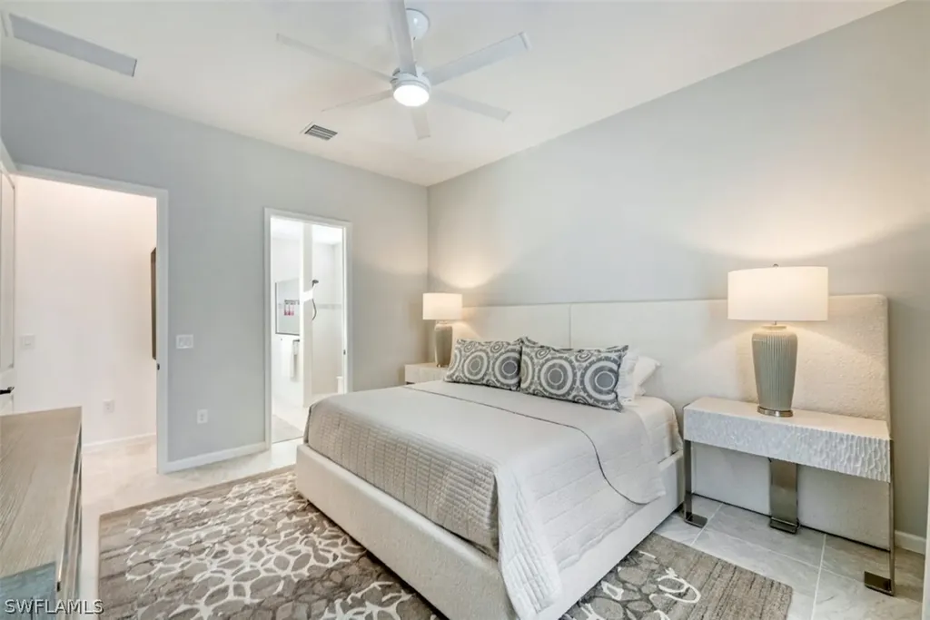 9367 Greyhawk Trail Naples FL 34120