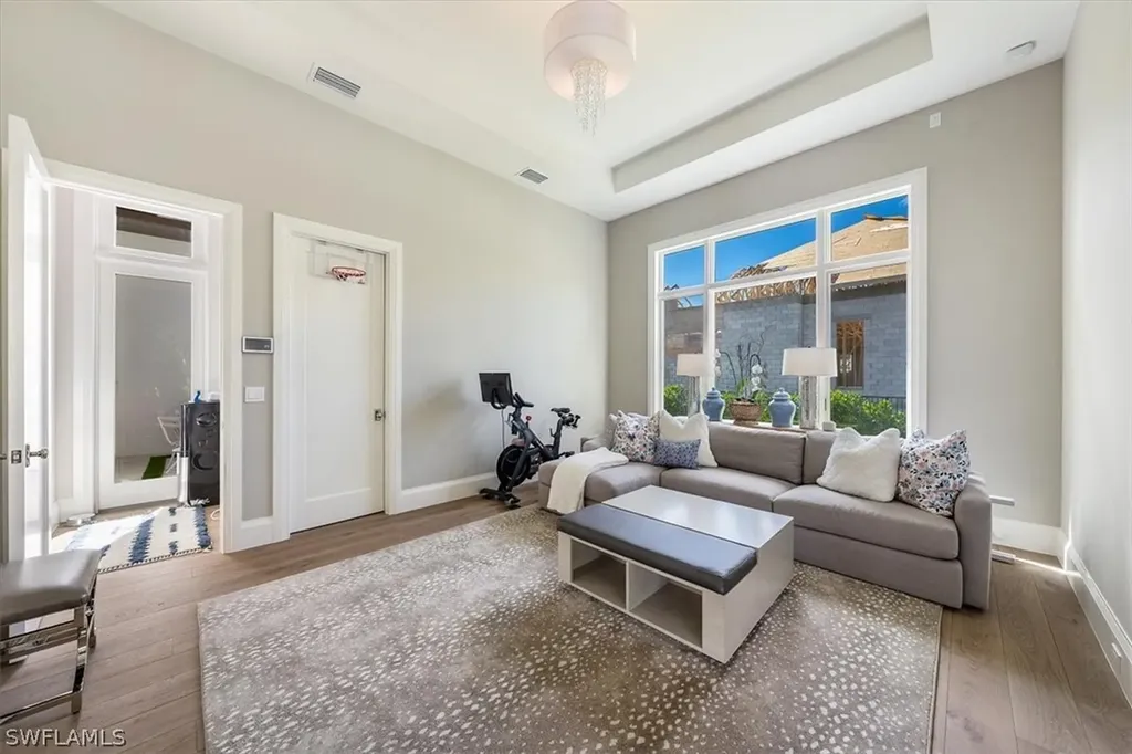 6367 Burnham Road Naples FL 34119