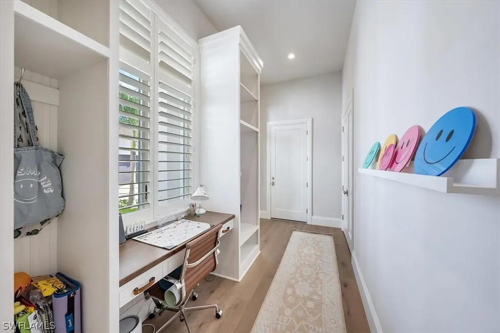 6367 Burnham Road Naples FL 34119