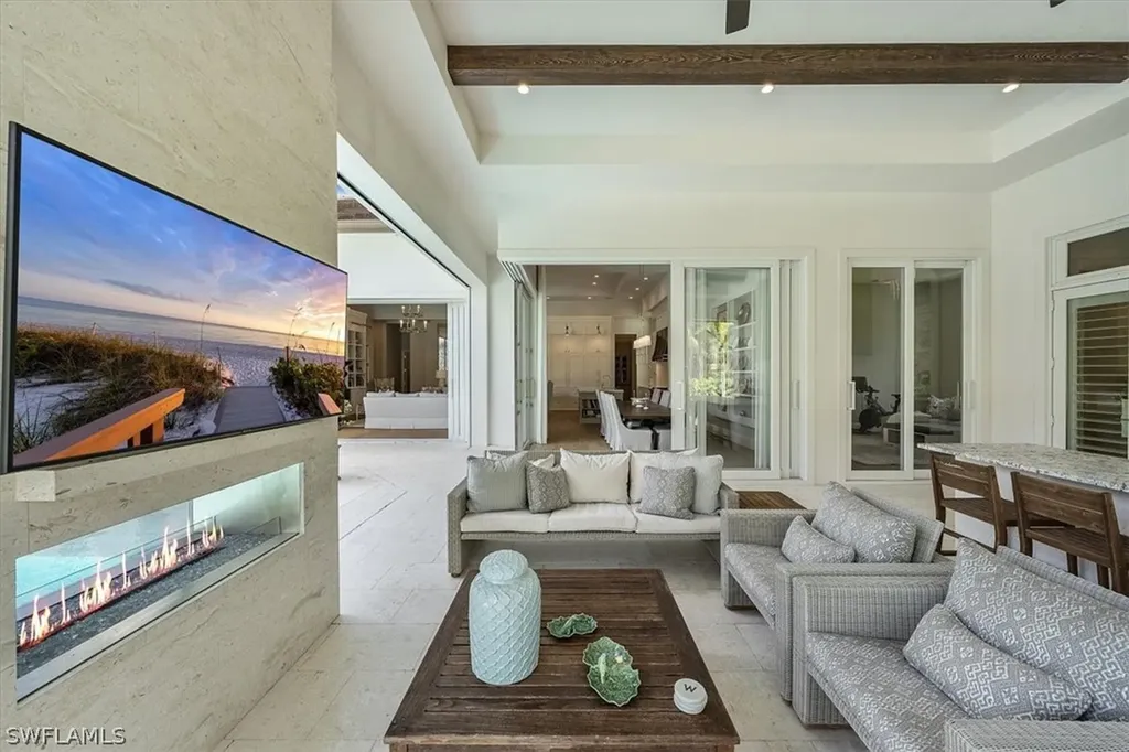 6367 Burnham Road Naples FL 34119