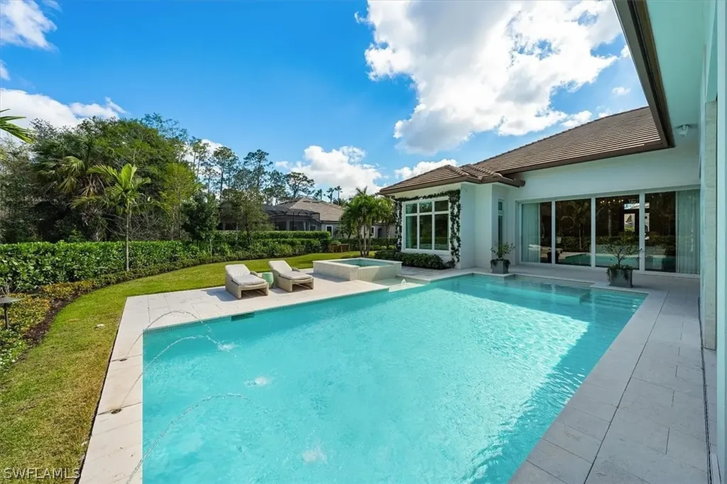 6367 Burnham Road Naples FL 34119