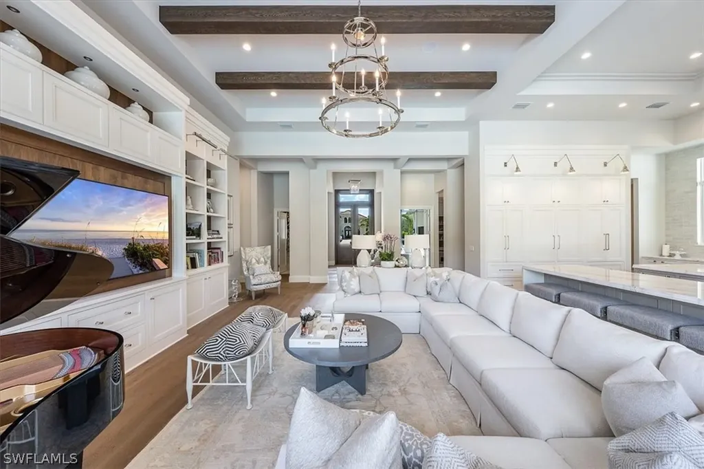 6367 Burnham Road Naples FL 34119