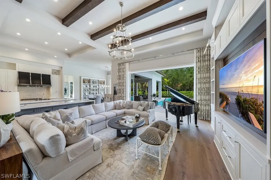 6367 Burnham Road Naples FL 34119
