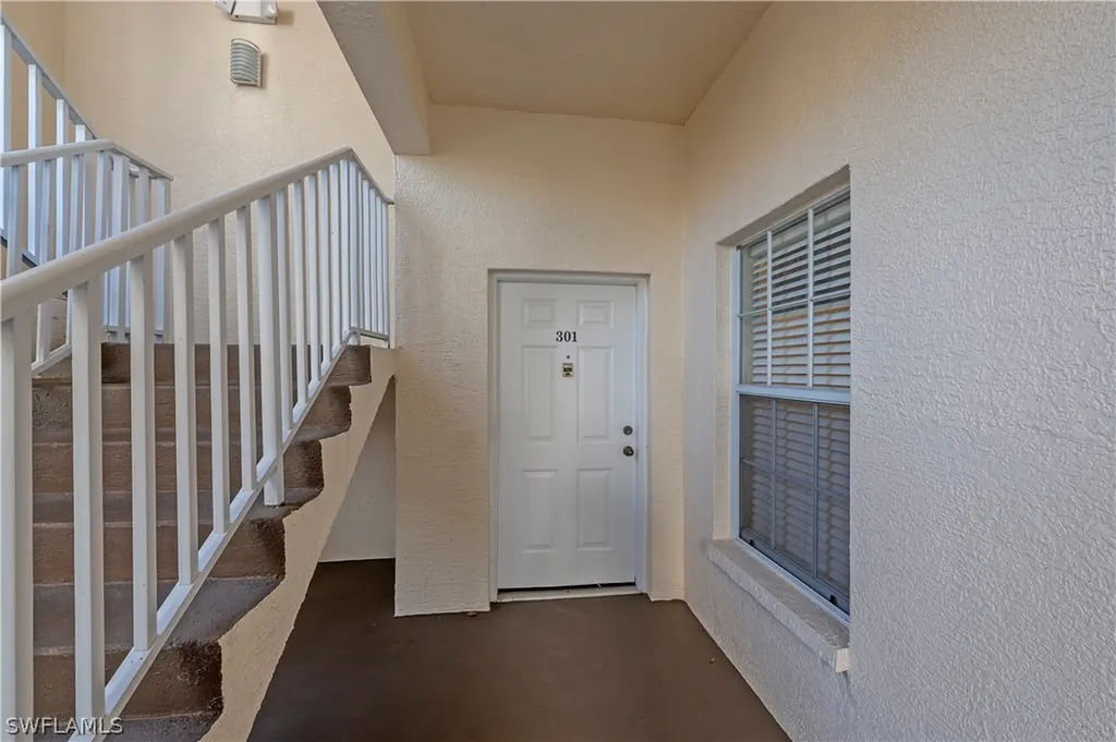 3235 Cypress Glen Way Naples FL 34109