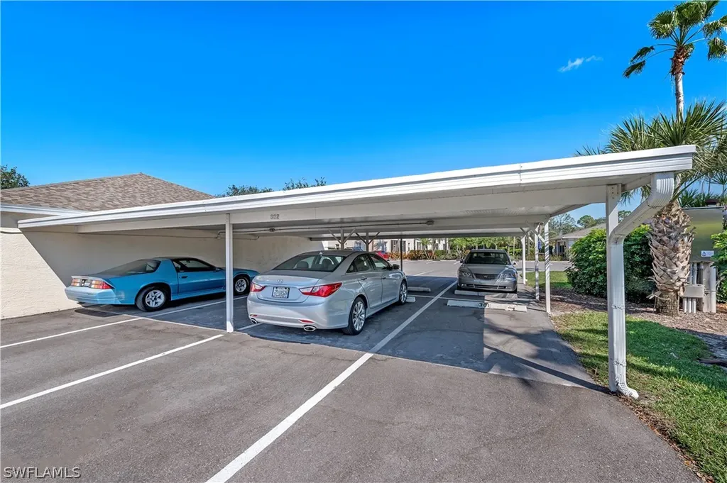 3235 Cypress Glen Way Naples FL 34109